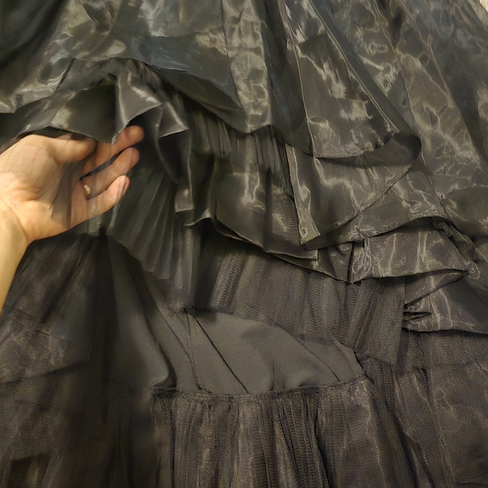 Gracia black Skirt - Picture 4 of 10